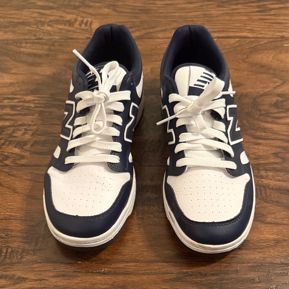 New Balance 480 Navy and White Sneakers - Picture 2 of 6